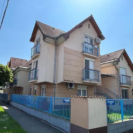 Fuszeres Apartman *